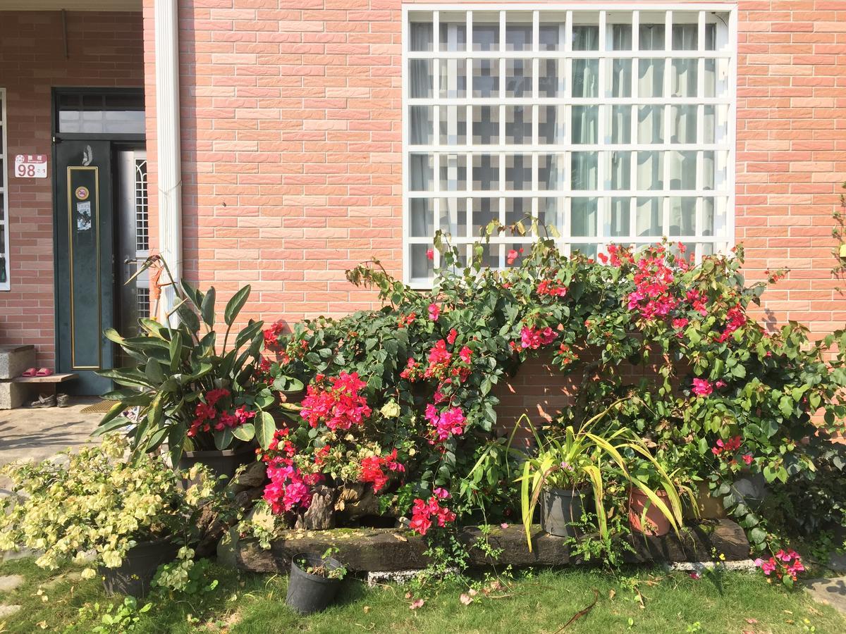 Wisdom Garden Home Stay Yuli Ngoại thất bức ảnh